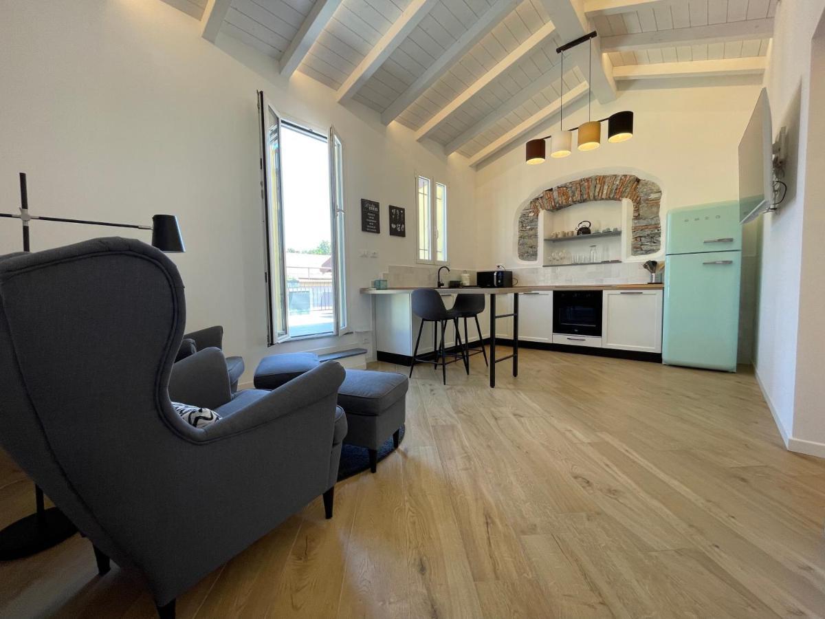 Sun Luxury Apartment In Centro Storico Chiavari Eksteriør billede